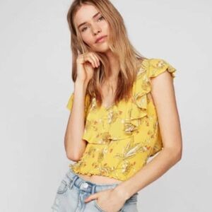 Express Yellow Floral Women's cropped top